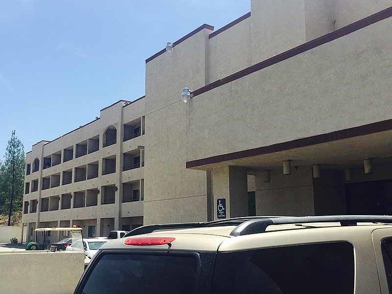 San Bernardino Inn & Suites Exterior photo
